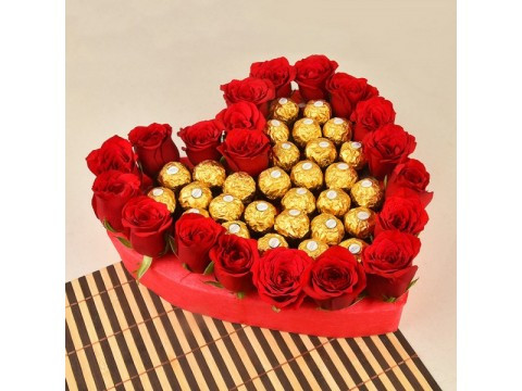 20 Red Roses with 24pcs of Ferrero Rocher chocolate 
