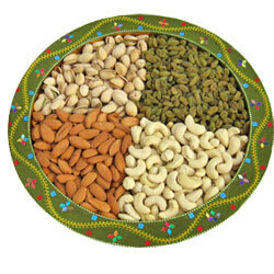 2 Kg Dry Fruits Basket