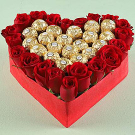 Buy Bouquet 148 Bunch Of 50 Red Roses Chocolate Box 500Gm Chocolate Cake 1  Pc Online at the Best Price of Rs null - bigbasket