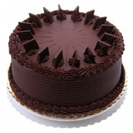 King chocolate truffle cake