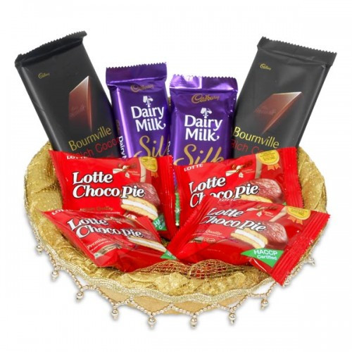 Chocolates With Greeting Card